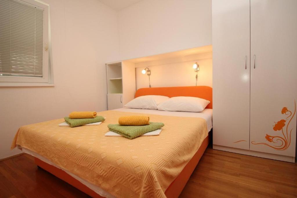 Apartmani Zec Šilo Eksteriør bilde