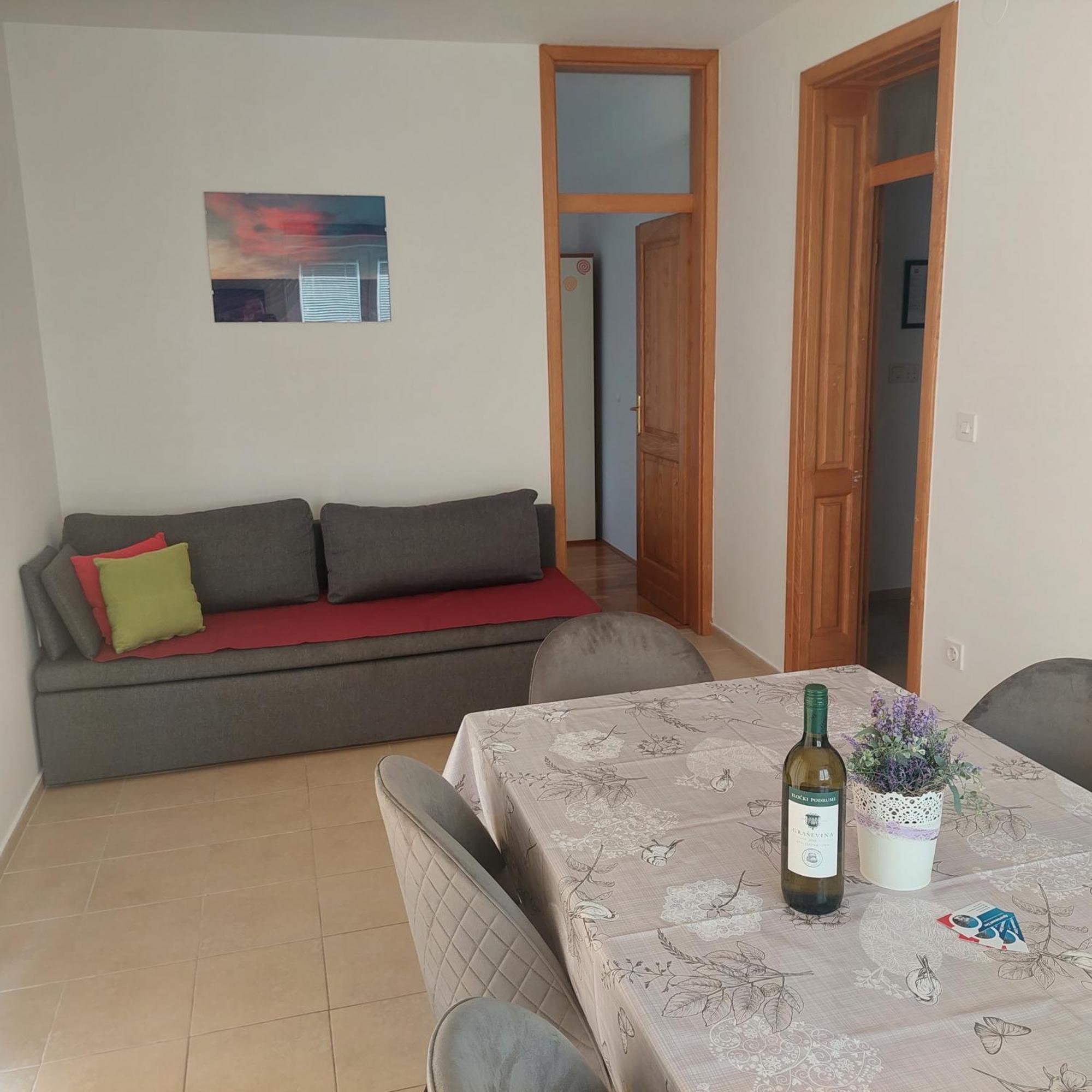 Apartmani Zec Šilo Eksteriør bilde