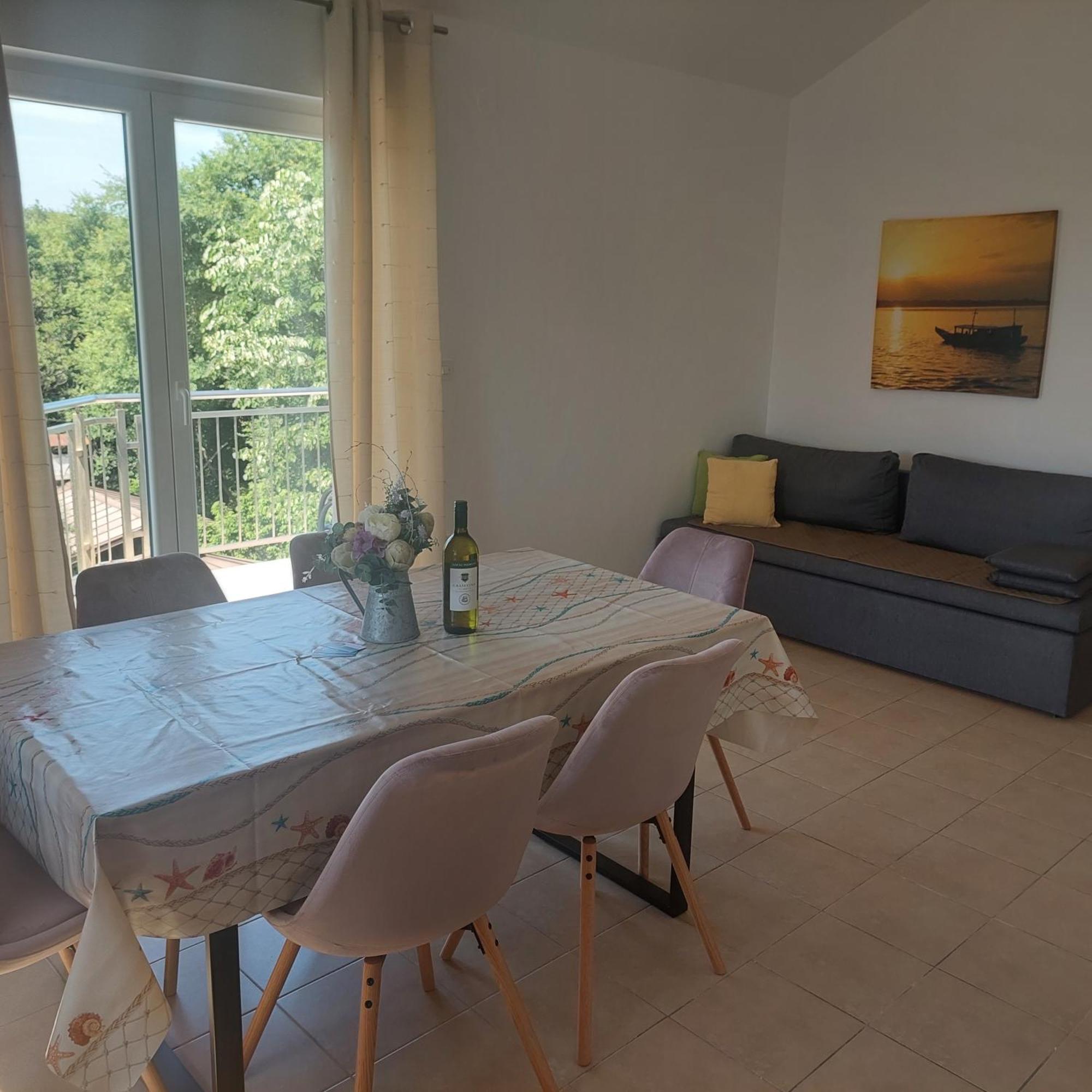 Apartmani Zec Šilo Eksteriør bilde
