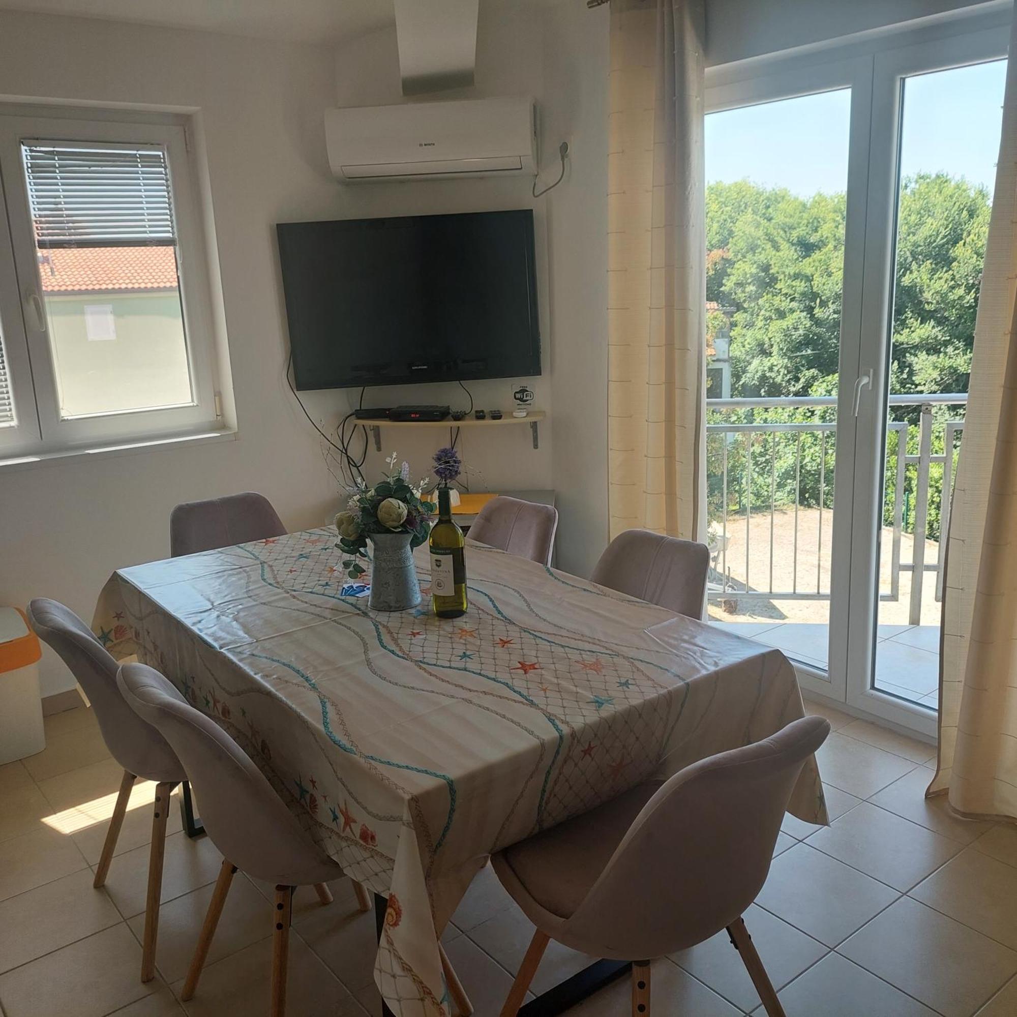 Apartmani Zec Šilo Eksteriør bilde